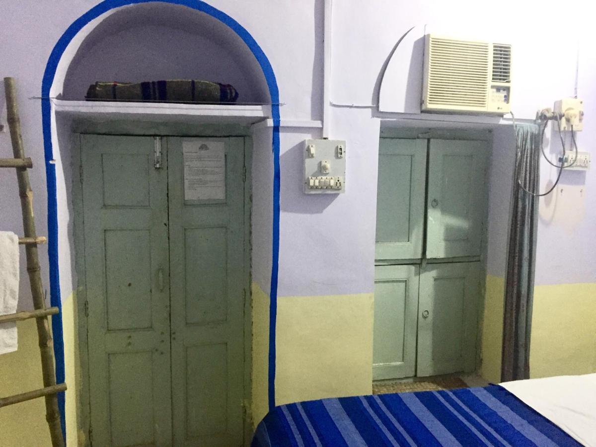 Mangla Guest House Varanasi Exterior photo