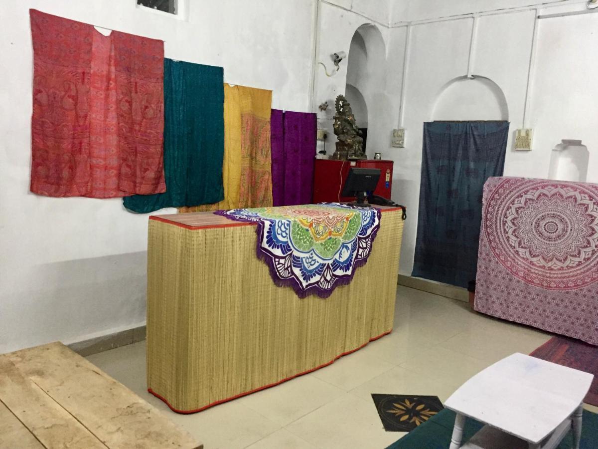 Mangla Guest House Varanasi Exterior photo